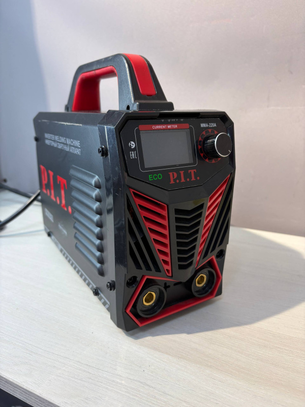 Сварочный аппарат - инвертор ММА P.I.T. PMI220-C3