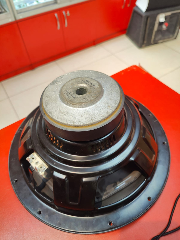 Авто сабвуфер Sony xploid 1000w