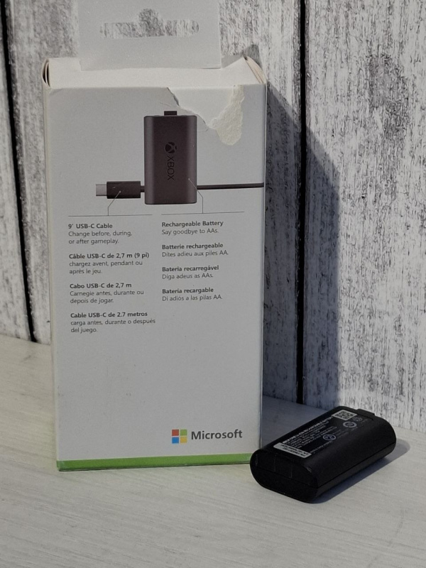 Игровая приставка Xbox Аккумулятор оригинал для джойстика XBOX 1727