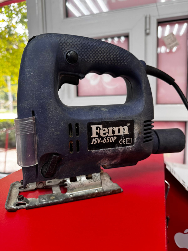 Электролобзик Ferm jsv-650p