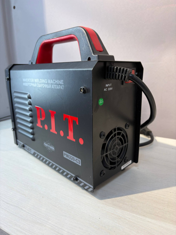 Сварочный аппарат - инвертор ММА P.I.T. PMI220-C3