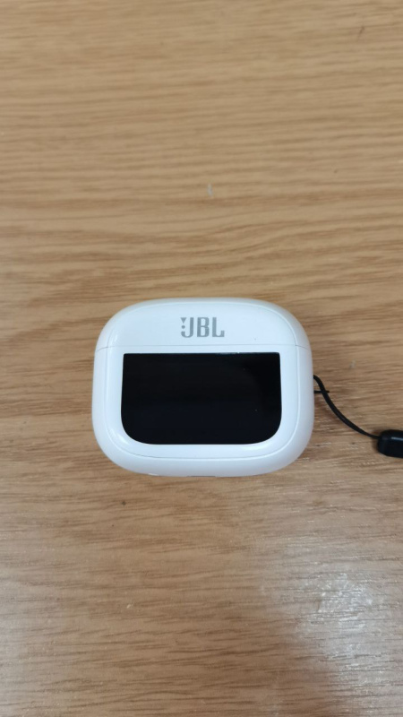 Наушники JBL --