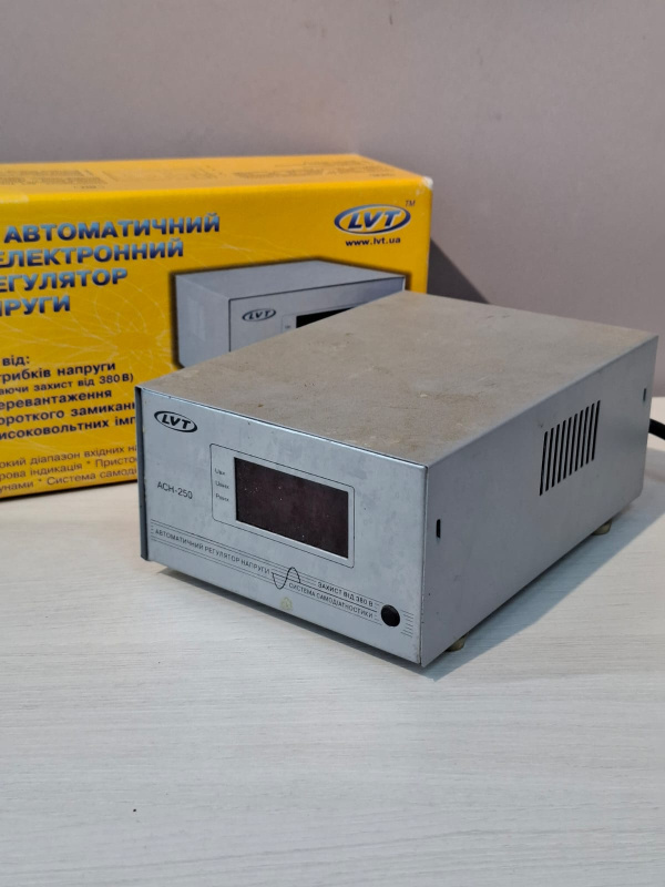 Стабилизатор напряжения - LVG -