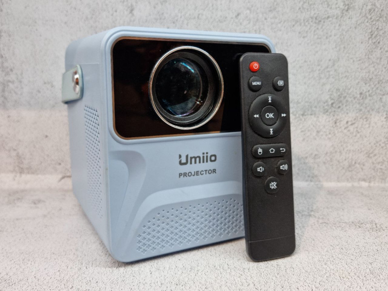 Проектор Umiio p860