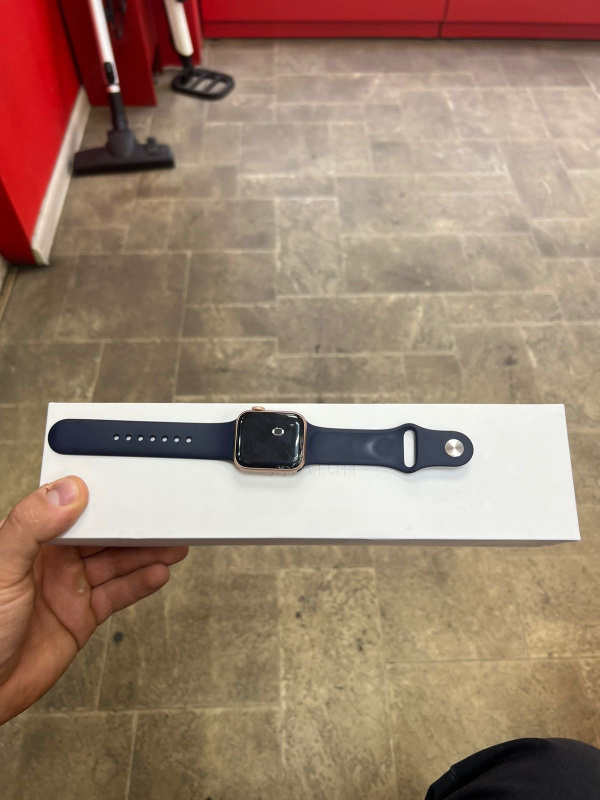Часы смарт Apple Watch 5