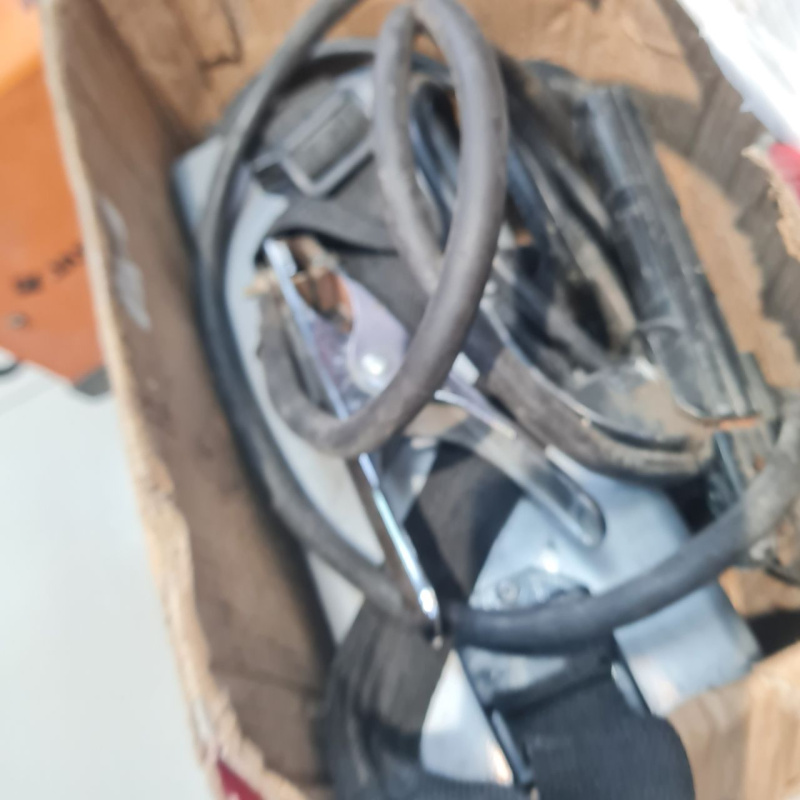 Сварочный аппарат - инвертор ММА Ресанта САИ 250