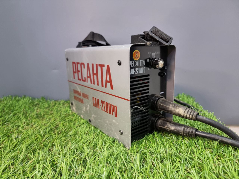 Сварочный аппарат - инвертор ММА Ресанта саи 220