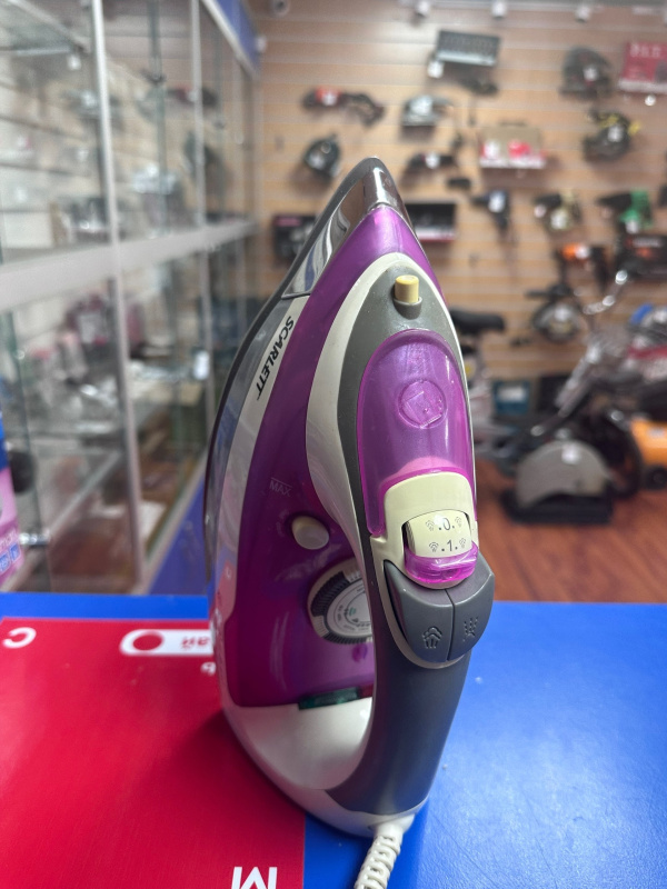 Утюг Scarlett SC09