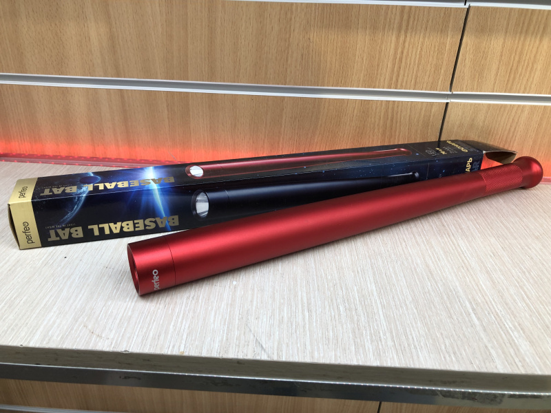 Фонарь-дубинка Perfeo Baseball Bat