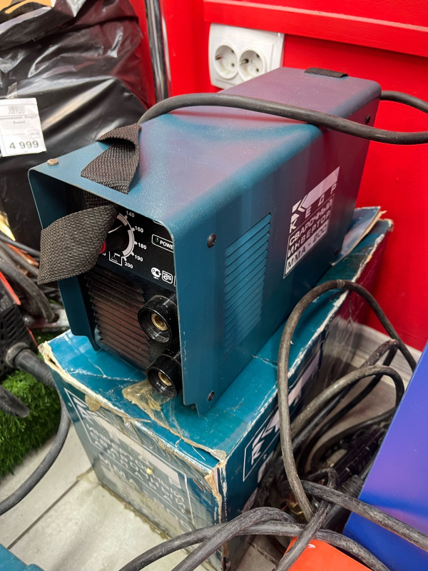 Сварочный аппарат - инвертор ММА Кедр мма200