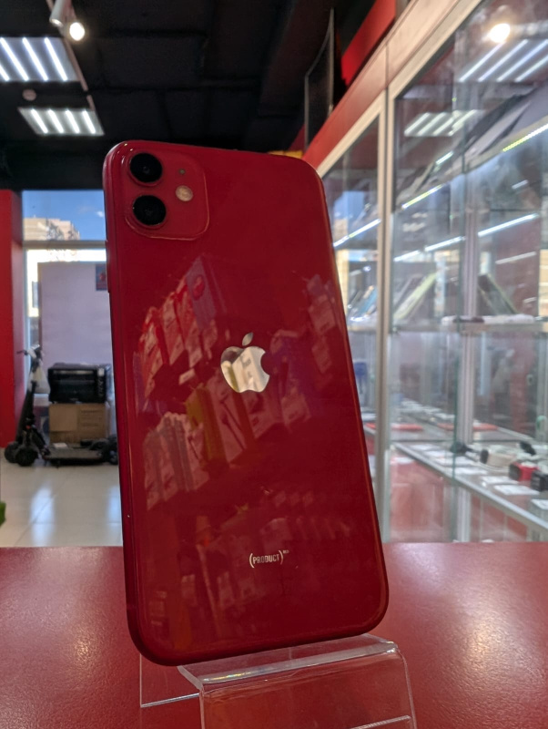 Мобильный телефон Apple iPhone 11