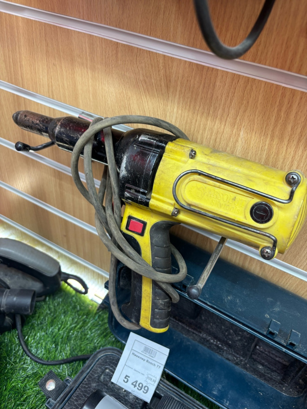 Заклепочник Absolut skvtools