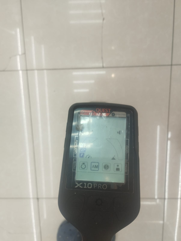 Металлоискатель Quest x10pro