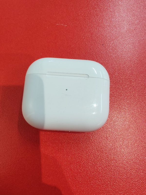 Наушники Apple  Airpods