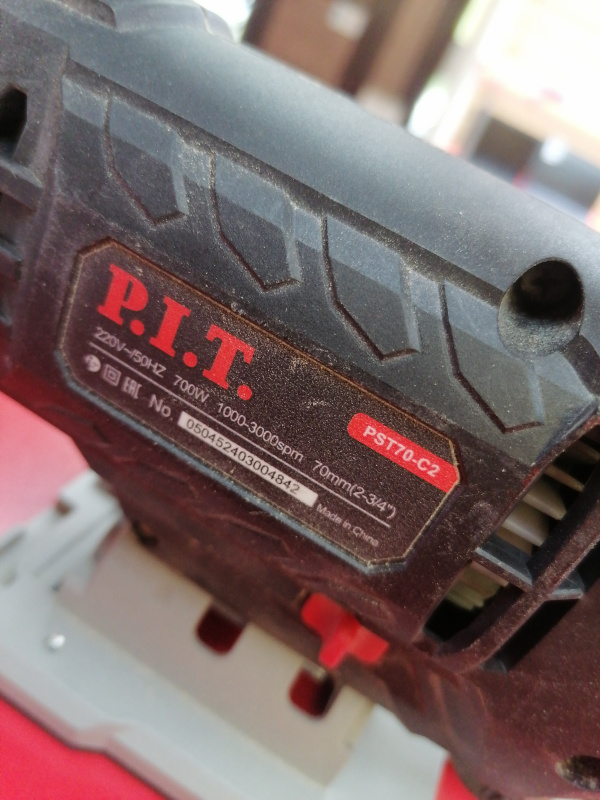 Электролобзик P.I.T. PST70-C2