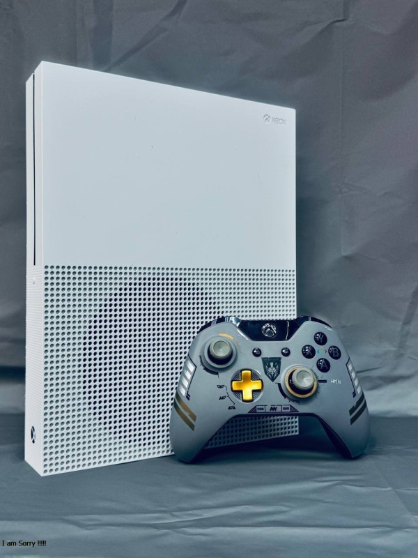 Игровая приставка Xbox One S - 1 tb