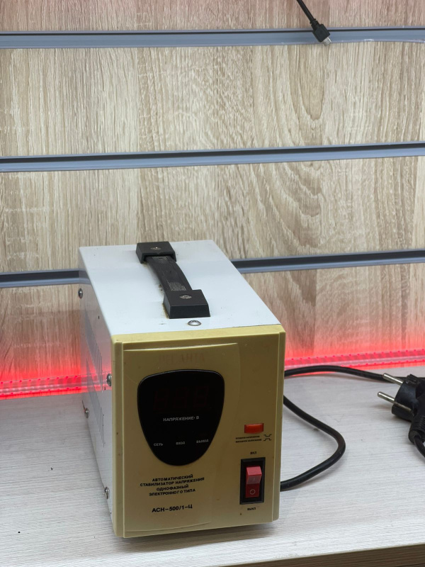 Стабилизатор напряжения Стабилизатор 220 Ресанта АСН-500\1-Ц